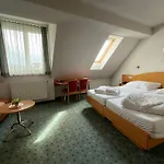 Mariazellerhof * Sankt Poelten