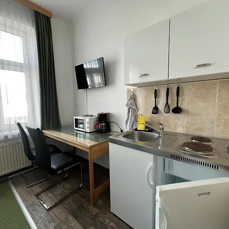 Hotell Mariazellerhof Sankt Poelten