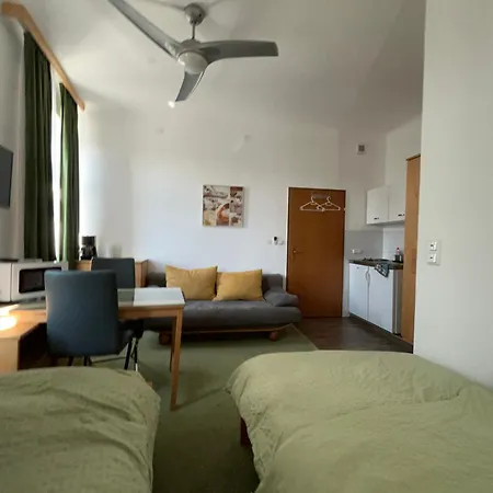 Hotel Mariazellerhof Sankt Poelten