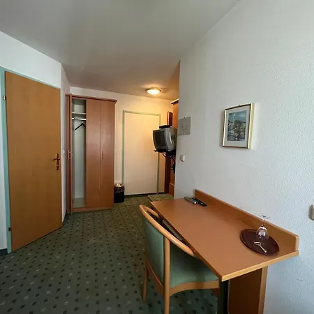 Hotell Mariazellerhof Sankt Poelten