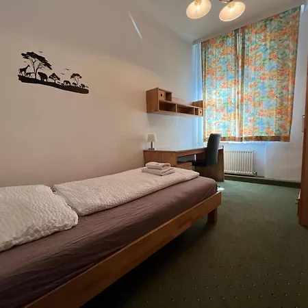 Hotell Mariazellerhof Sankt Poelten