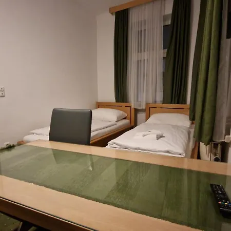 Hotell Mariazellerhof Sankt Poelten